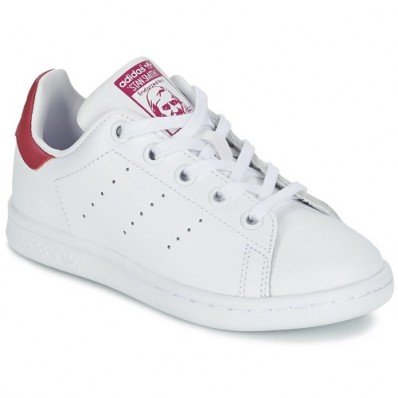 chaussures fille adidas smth